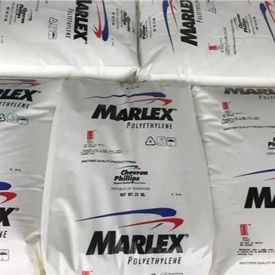 Polietileno de Marlex HXM 50100 del moldeo por insuflación de aire comprimido del HDPE para los contenedores de envío